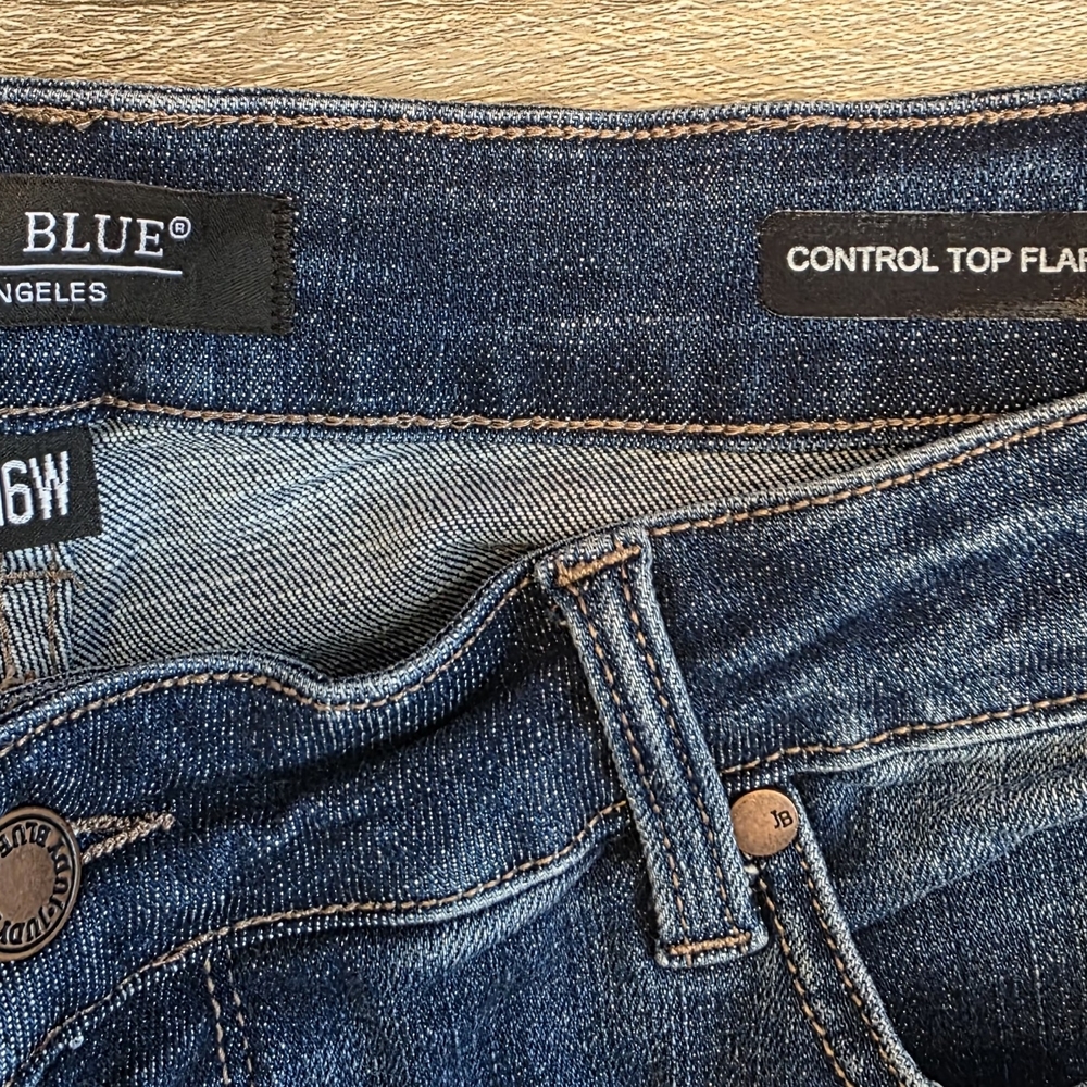 Wome Judy Blue Jeans Control Top Flare Blue Raw Hem Size 16W - Picture 5 of 7